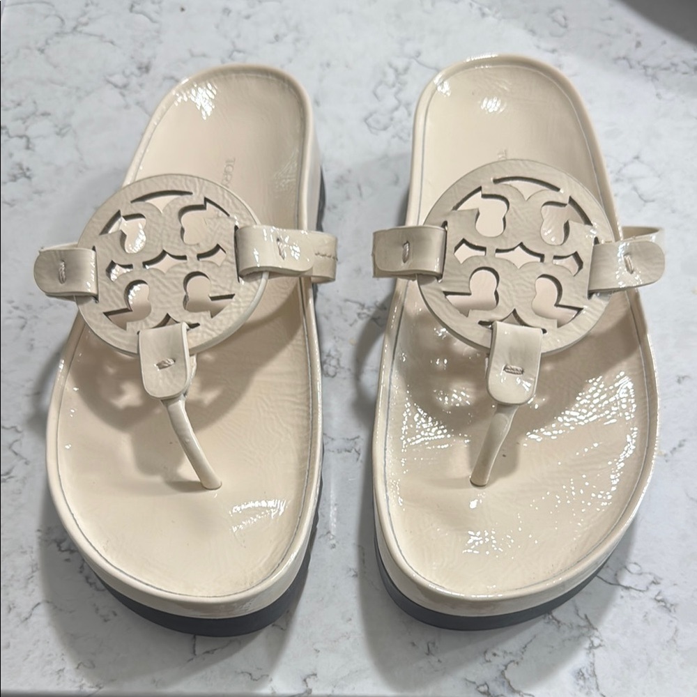 Tory Burch Cream Sandals with Iconic Medallion